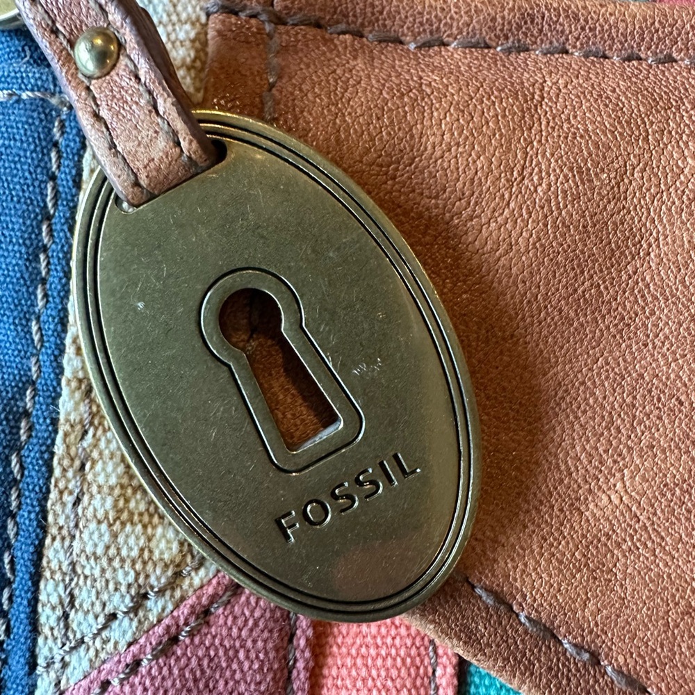 Fossil Multicolor Patchwork Beige Crossbody Bag - image 4